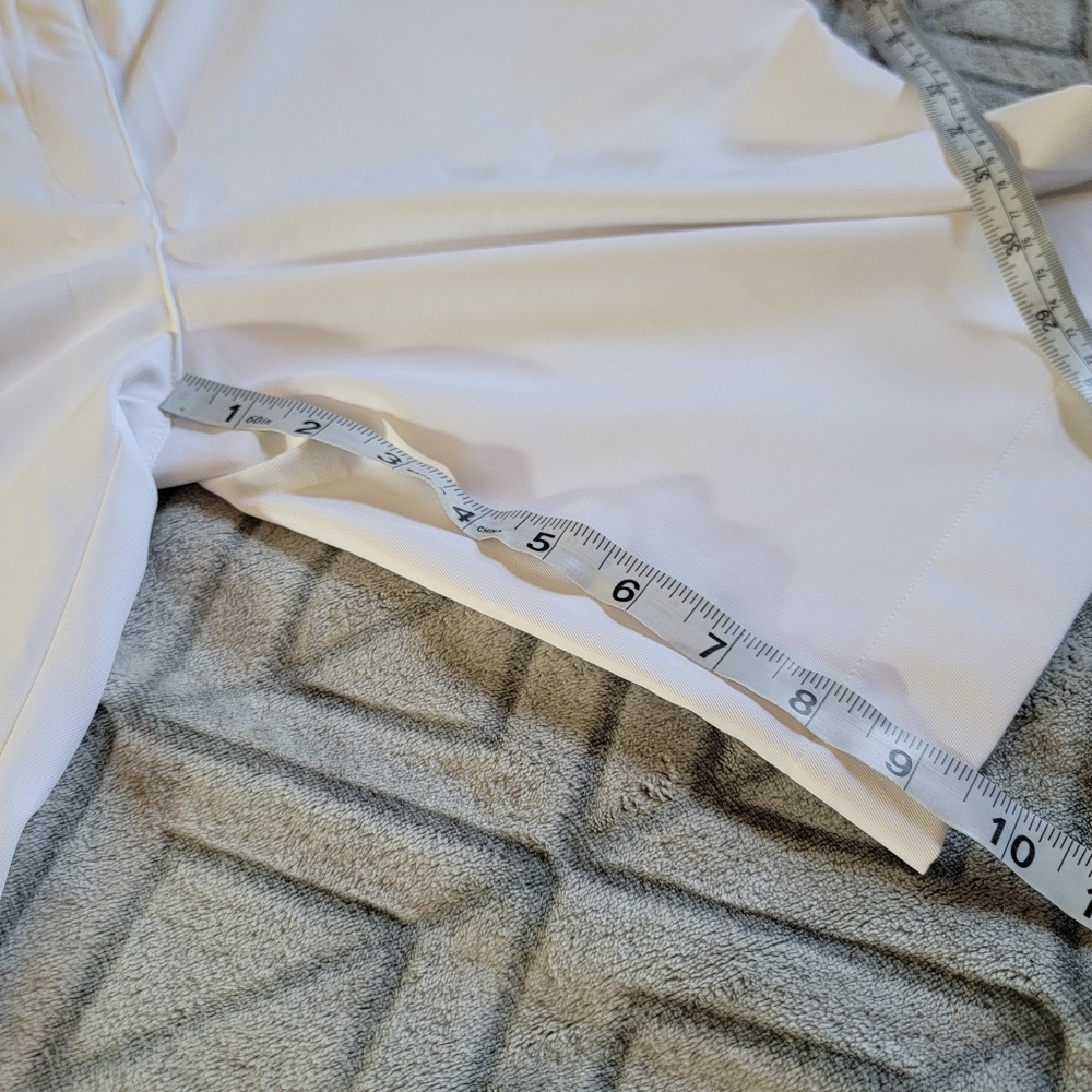 PGA Tour Bermuda Womens Golf Shorts Size 10 Bright White Pockets New High Rise - Picture 4 of 8
